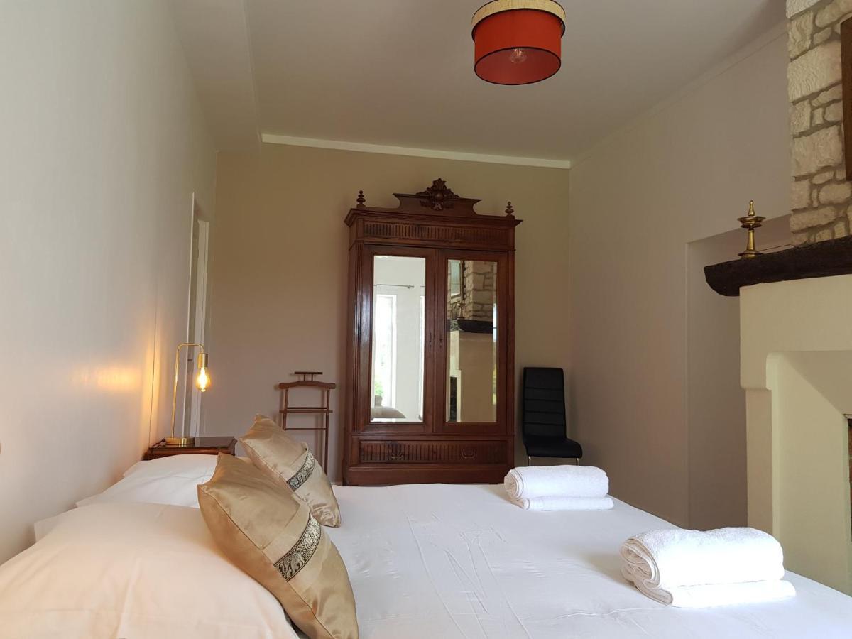 Saint-Jean-dʼAngély Domaine De Pelouaille - Chambre D'Hotes מראה חיצוני תמונה